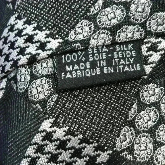 Alcione  100%silk tie Italian - Picture 6 of 7